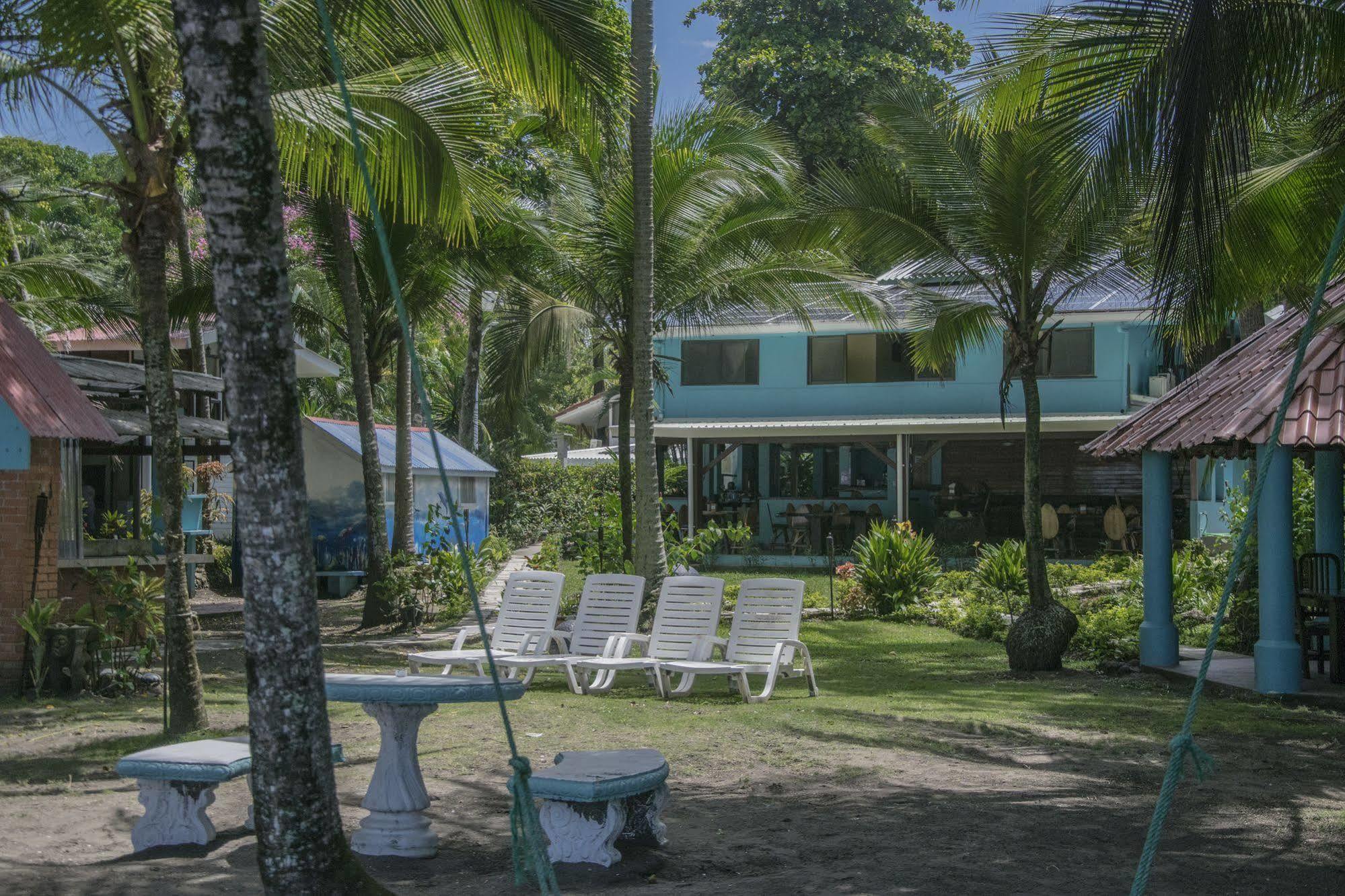Hotel Pelicano Esterillos Este Extérieur photo